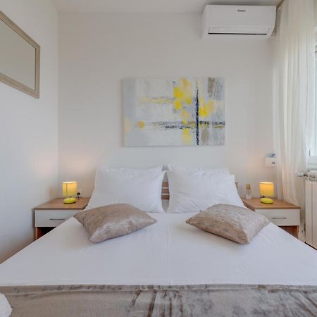 Apartments By The Sea Slatine, Ciovo - 11047 Phòng bức ảnh