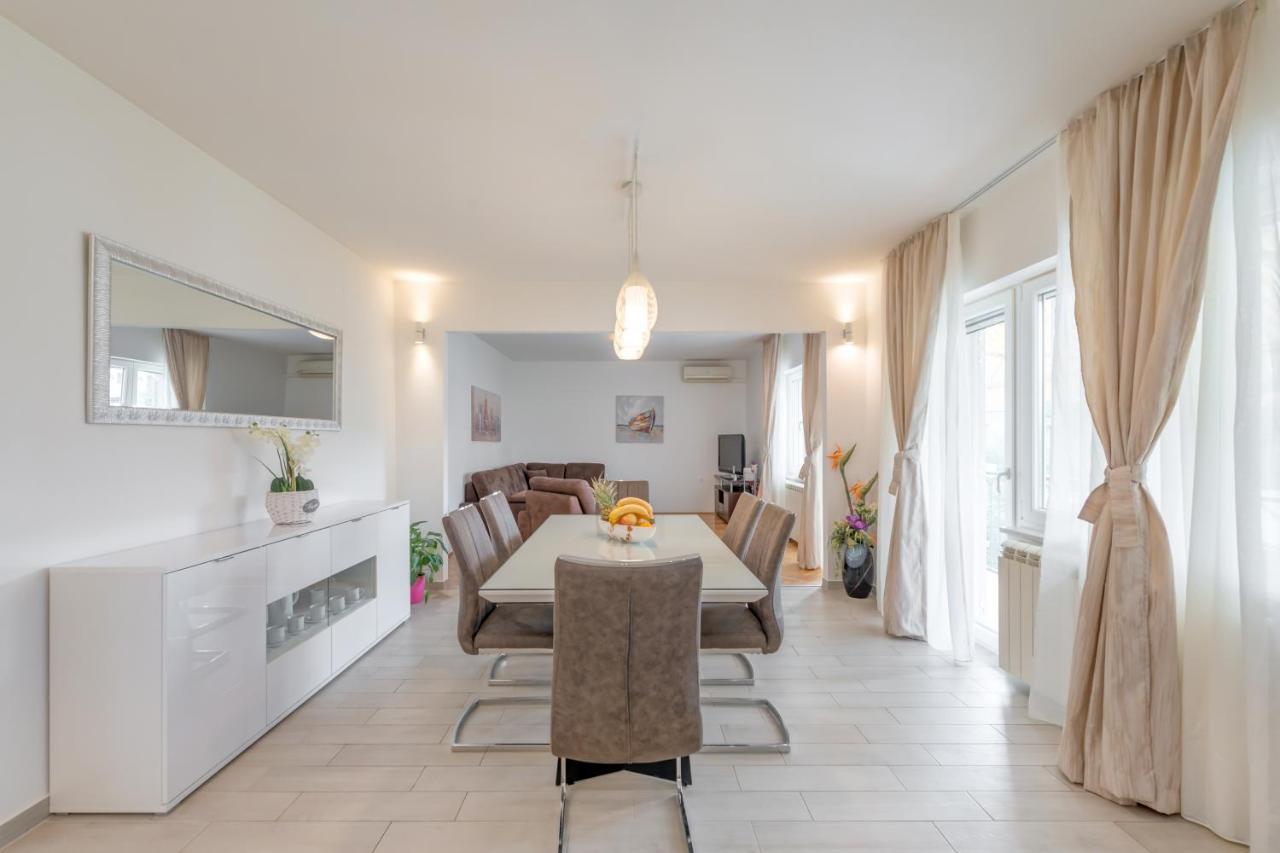 Apartments By The Sea Slatine, Ciovo - 11047 Ngoại thất bức ảnh