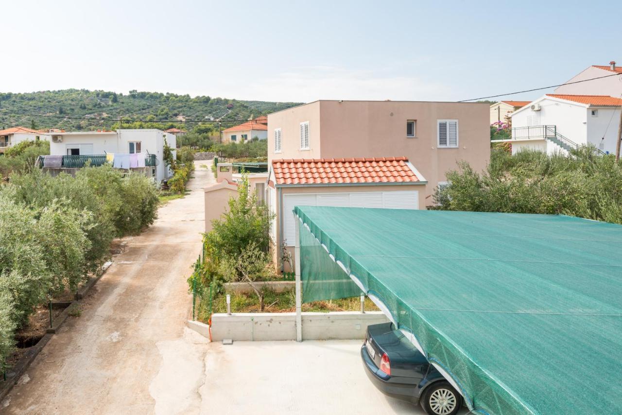Apartments By The Sea Slatine, Ciovo - 11047 Ngoại thất bức ảnh